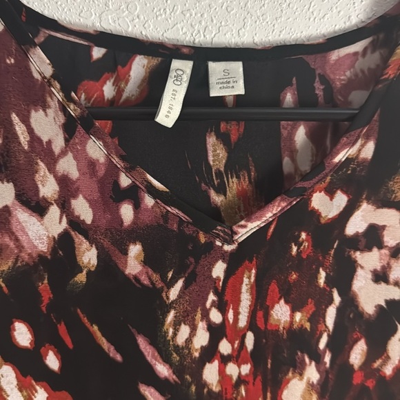 Cato Black and Pink Sleeveless Ruffled Blouse - Picture 2 of 4